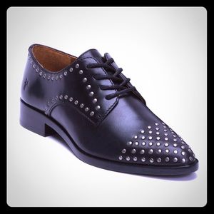 Frye Erica studded Leather oxfords multiple sizing